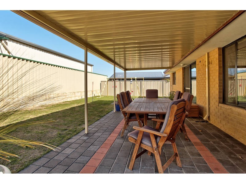 16 Koomba Rise, Bertram WA 6167