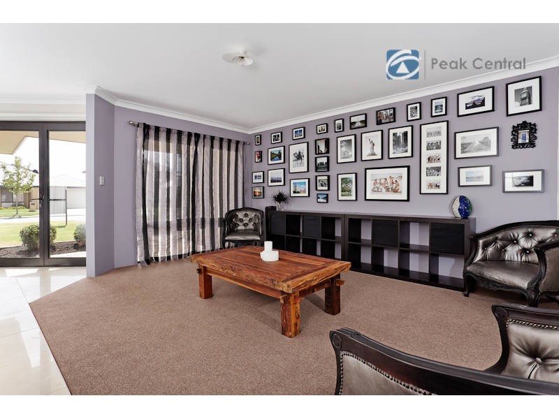 7 Giverny Gardens, Aubin Grove WA 6164