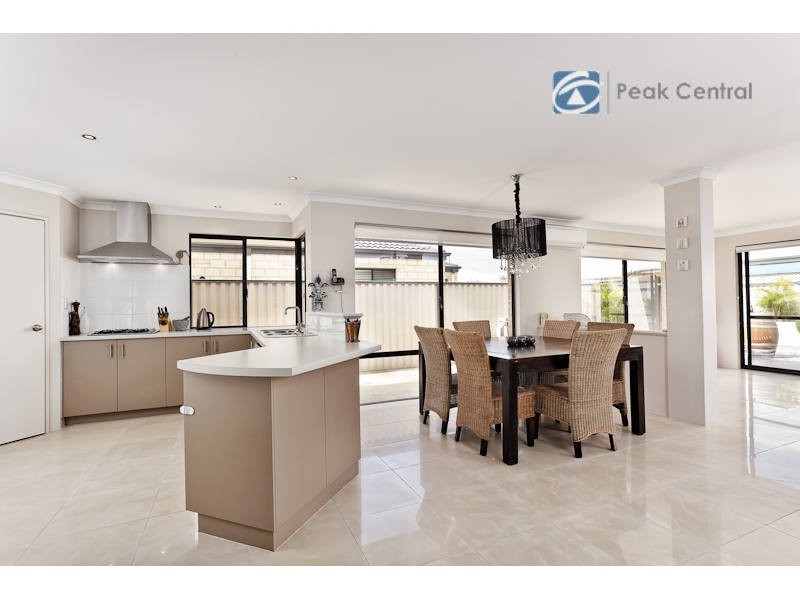 7 Giverny Gardens, Aubin Grove WA 6164