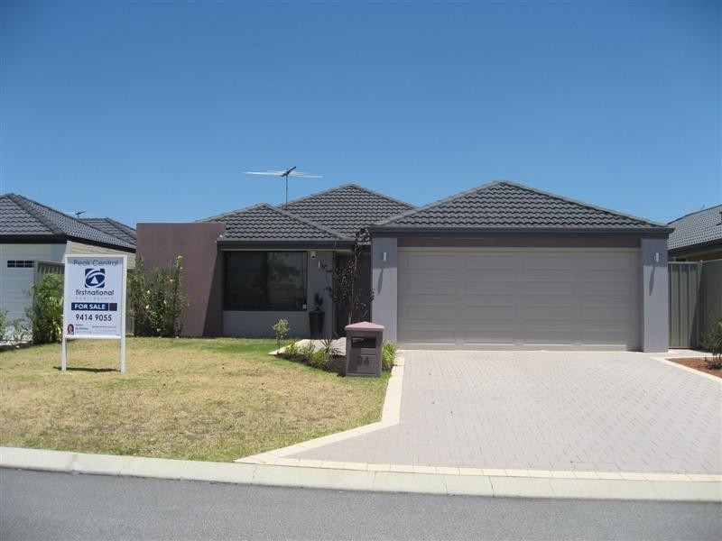 34 Seville Way, Aubin Grove WA 6164