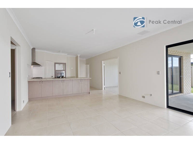 22a Halcyon Way, Atwell WA 6164