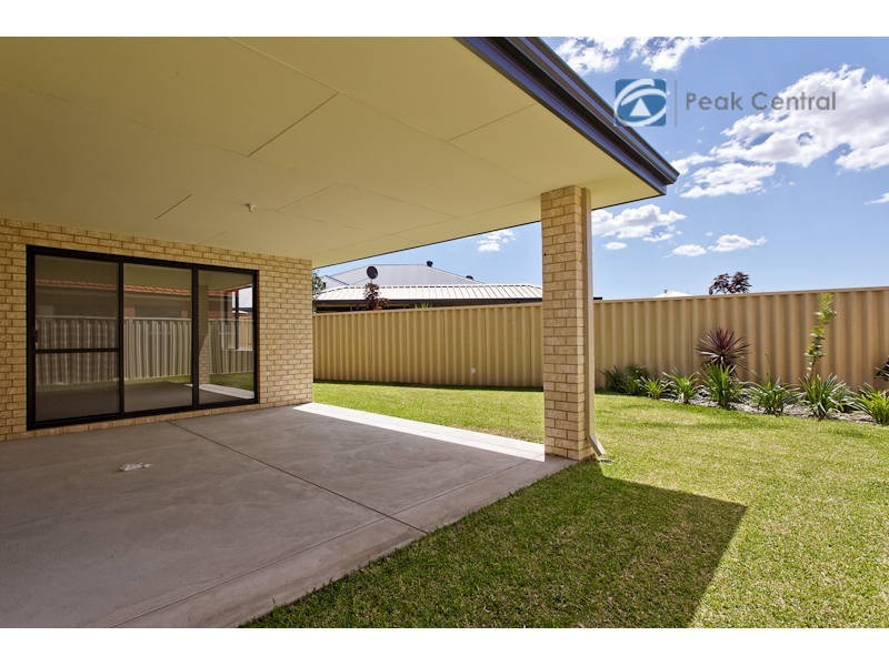 22a Halcyon Way, Atwell WA 6164