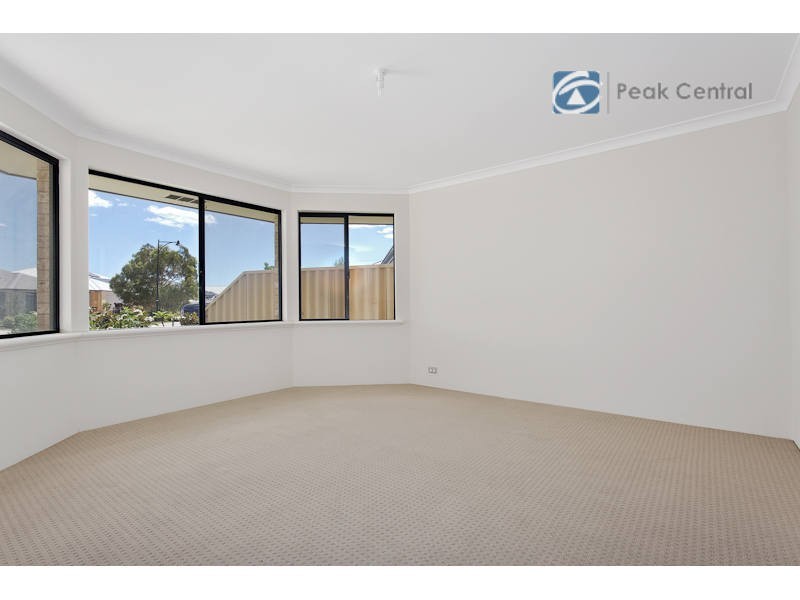 22a Halcyon Way, Atwell WA 6164