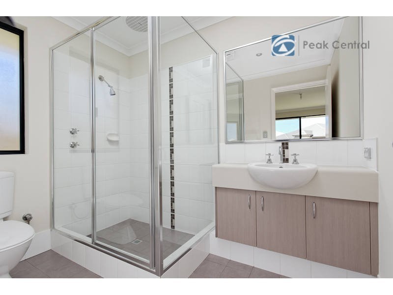 22a Halcyon Way, Atwell WA 6164