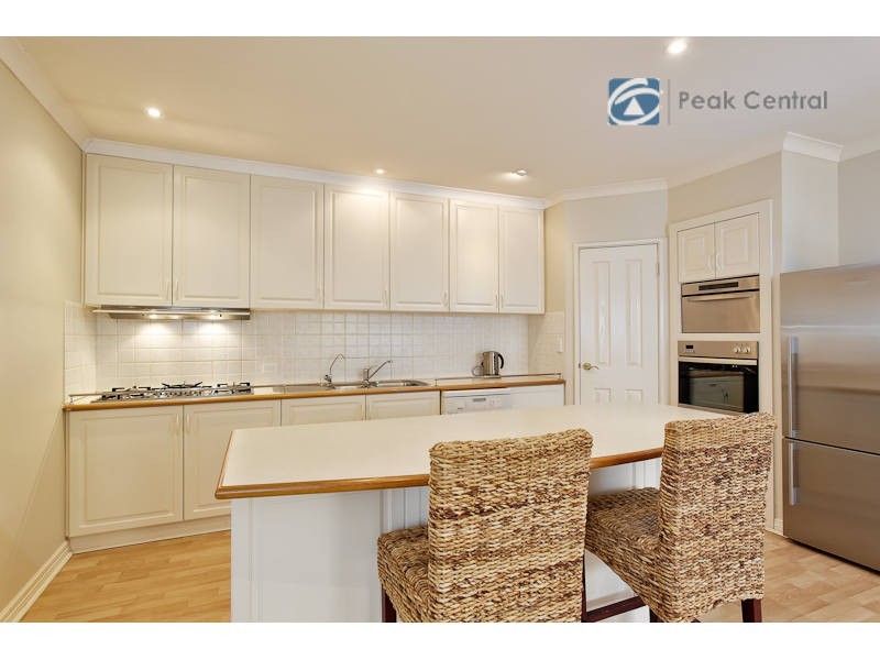 6b Sicklemore Street, Booragoon WA 6154