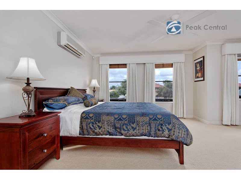 6b Sicklemore Street, Booragoon WA 6154