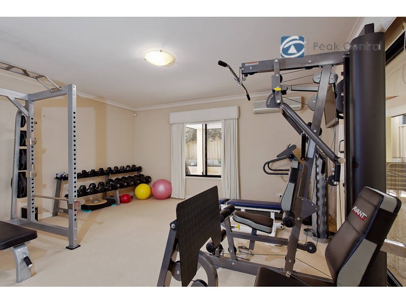 6b Sicklemore Street, Booragoon WA 6154