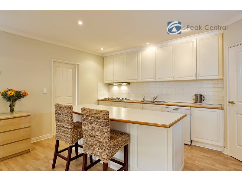 6b Sicklemore Street, Booragoon WA 6154