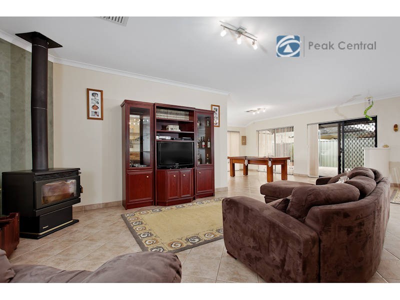 11 Conder Way, Southern River WA 6110