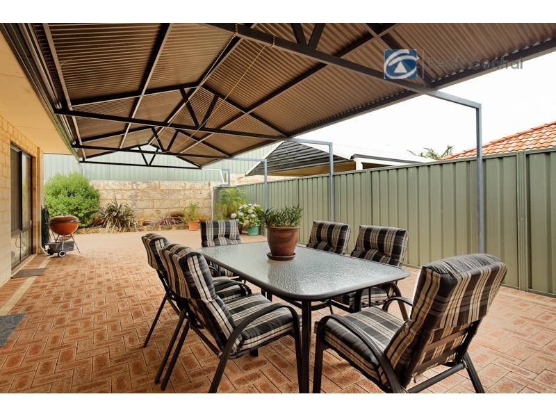 11 Conder Way, Southern River WA 6110