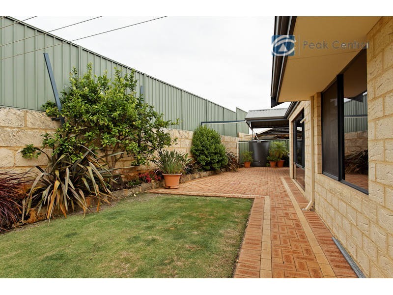 11 Conder Way, Southern River WA 6110