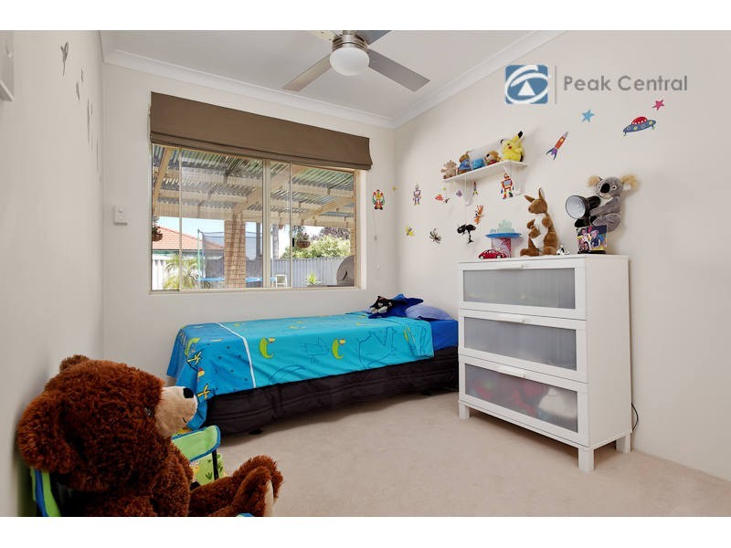 10 Folland Parade, Atwell WA 6164