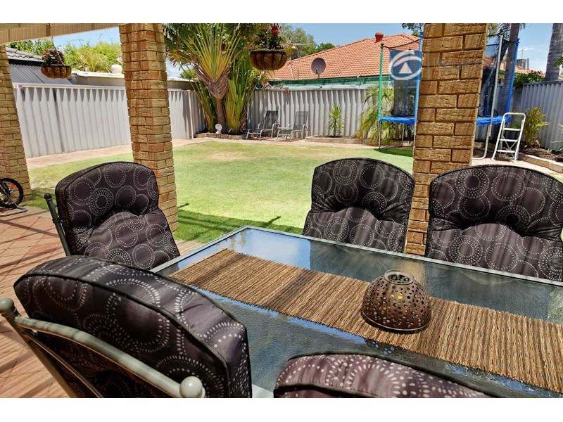 10 Folland Parade, Atwell WA 6164