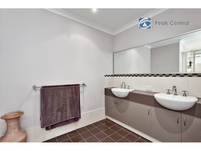 34 Sanguine Way, Atwell WA 6164
