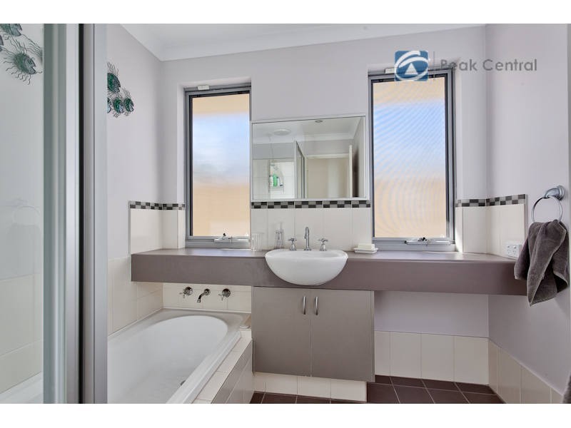 34 Sanguine Way, Atwell WA 6164