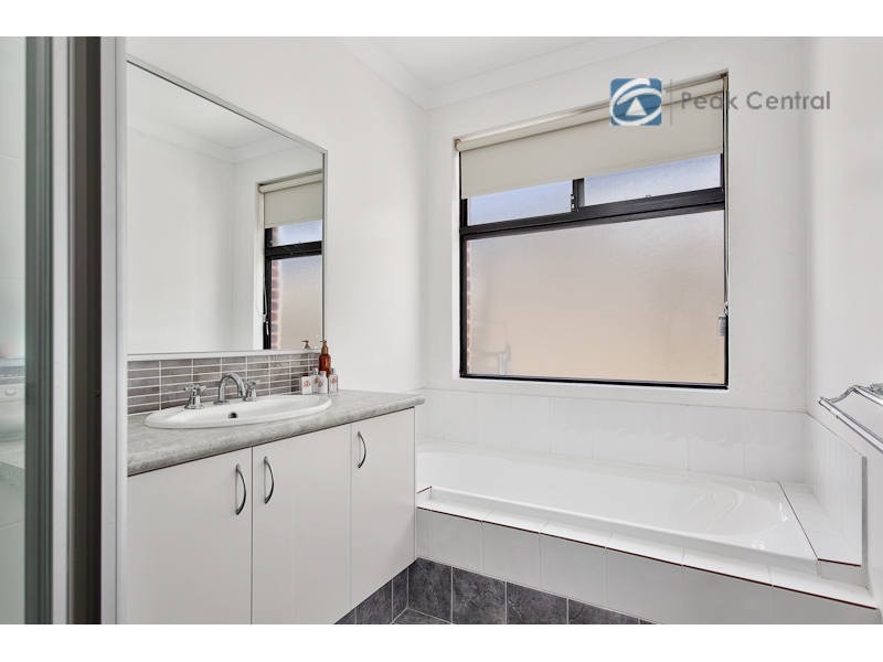 13 Balboa Loop, Aubin Grove WA 6164
