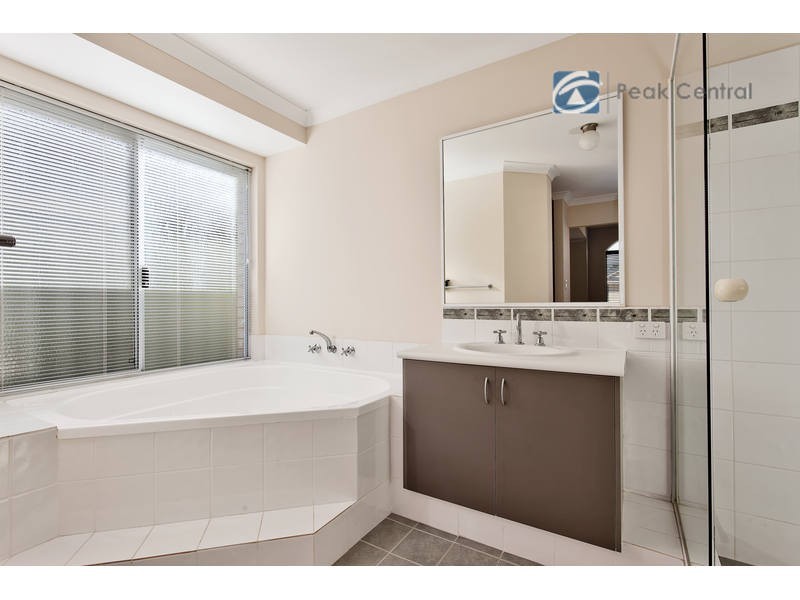 12 Cathedral Link, Aubin Grove WA 6164