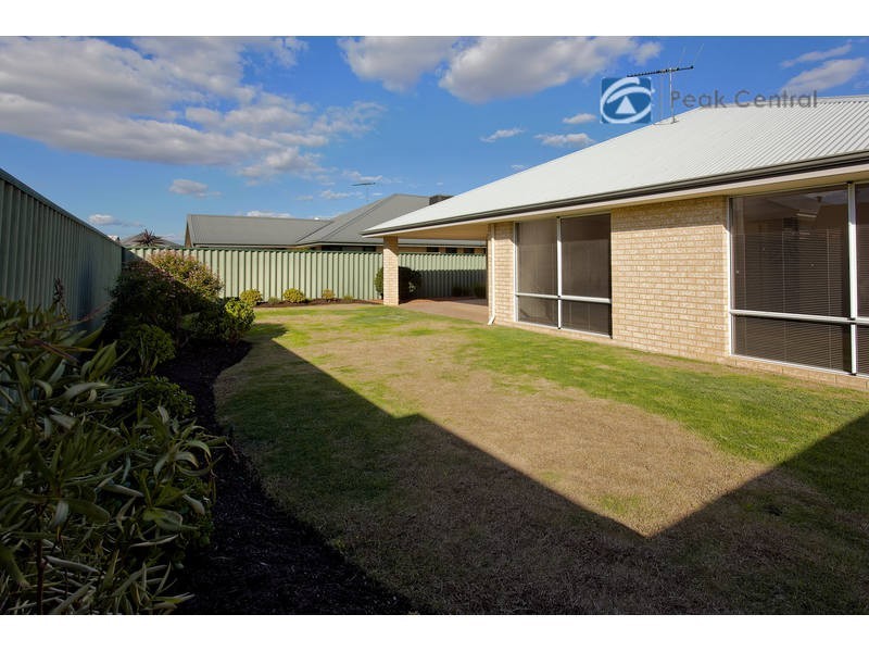 12 Cathedral Link, Aubin Grove WA 6164