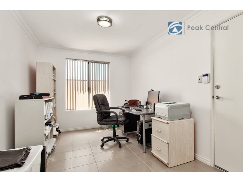 8 Descanso Loop, Aubin Grove WA 6164