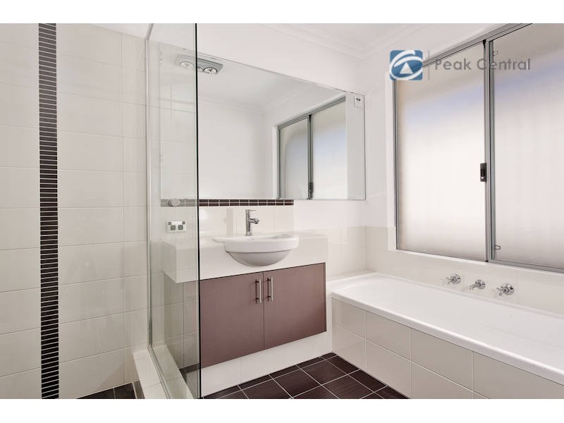 8 Descanso Loop, Aubin Grove WA 6164