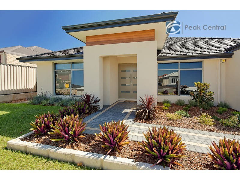 8 Descanso Loop, Aubin Grove WA 6164