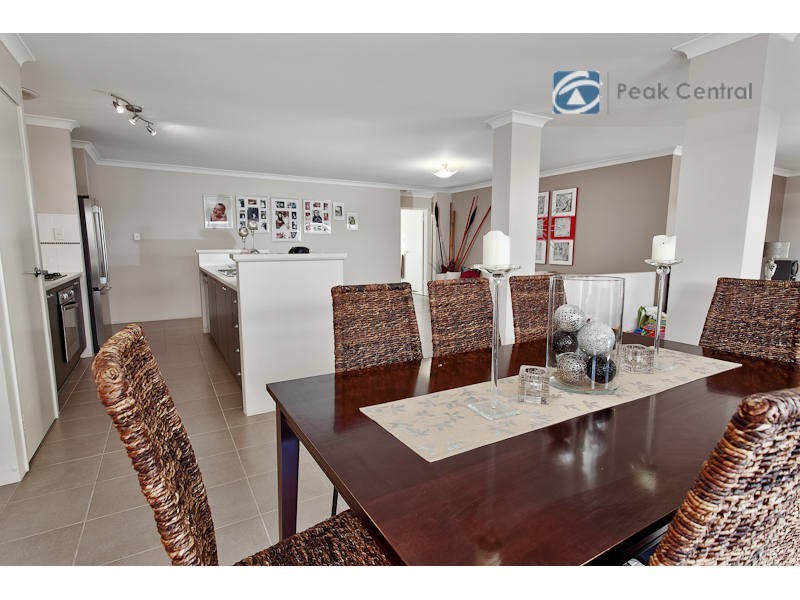 29 Kesiya Turn, Aubin Grove WA 6164