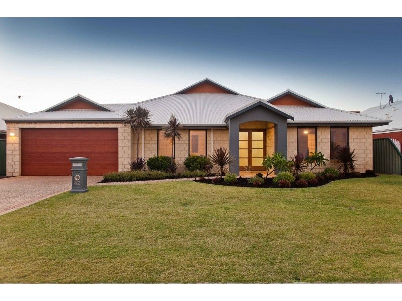 42 Blue Mountain Circuit, Aubin Grove WA 6164