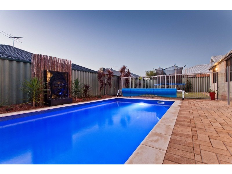 42 Blue Mountain Circuit, Aubin Grove WA 6164