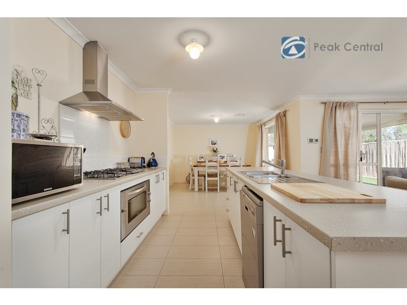 26 Atkins Parade, Hammond Park WA 6164