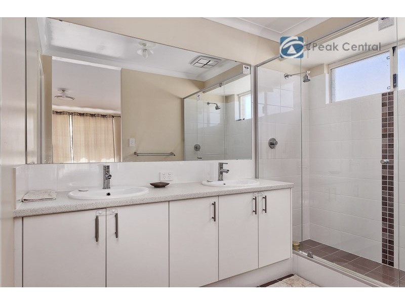 26 Atkins Parade, Hammond Park WA 6164