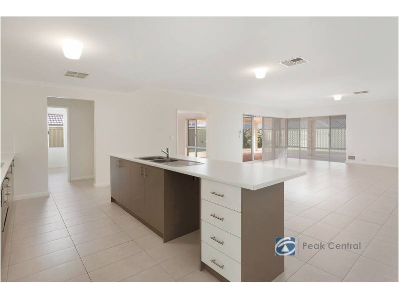 3 Vitality Mews, Aubin Grove WA 6164
