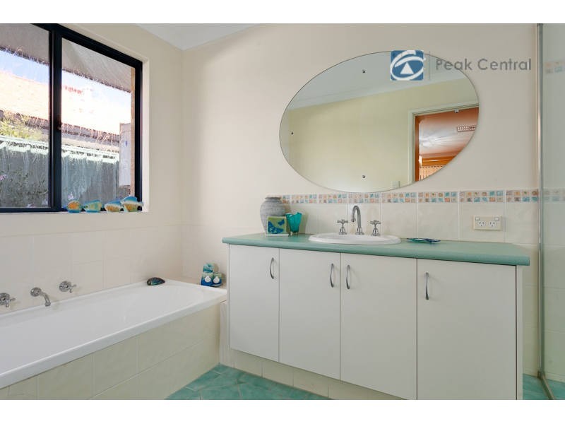 9 Paperbark Lane, Atwell WA 6164