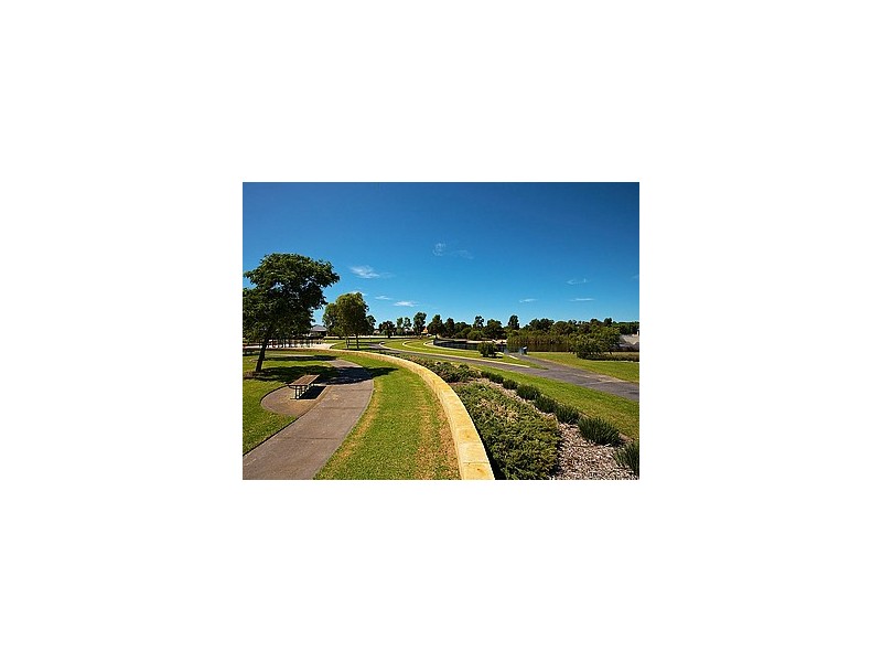 9 Paperbark Lane, Atwell WA 6164