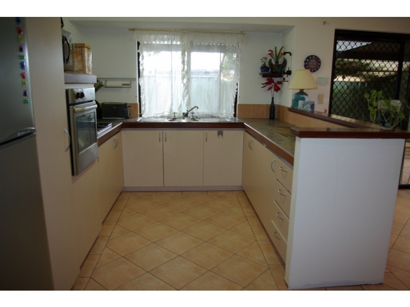 87 Folland Parade, Atwell WA 6164