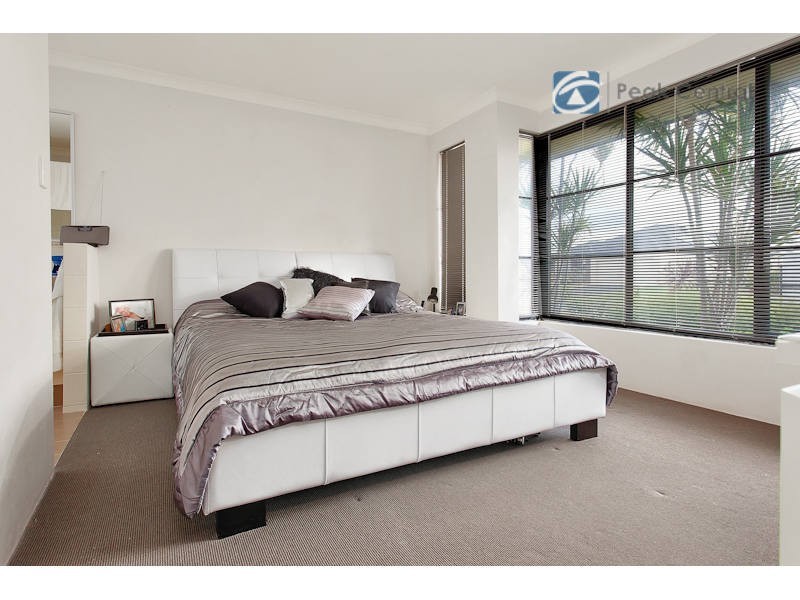 8 Aleppo Street, Aubin Grove WA 6164