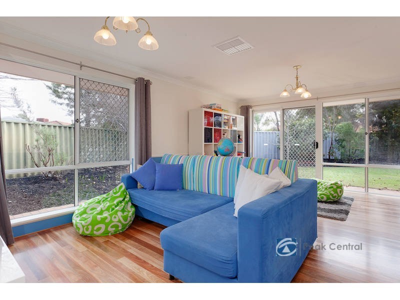 5 Calero Court, Atwell WA 6164