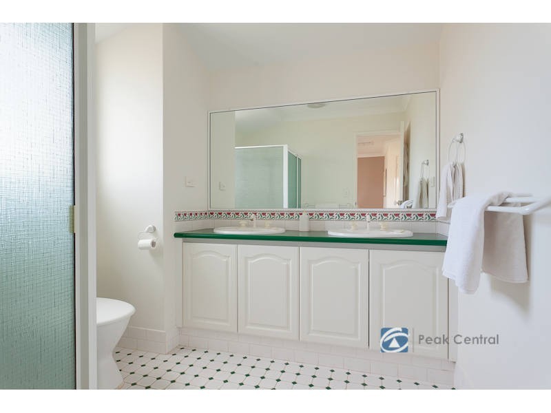 5 Calero Court, Atwell WA 6164