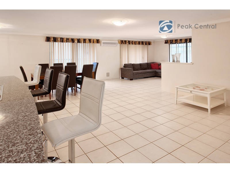 25 Roper Boulevard, Hammond Park WA 6164