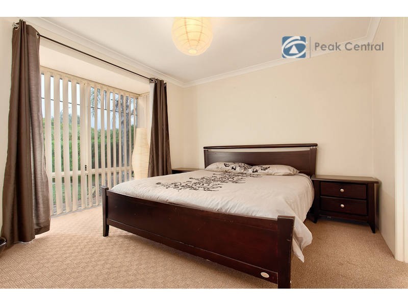 7 Hoult Mews, Atwell WA 6164
