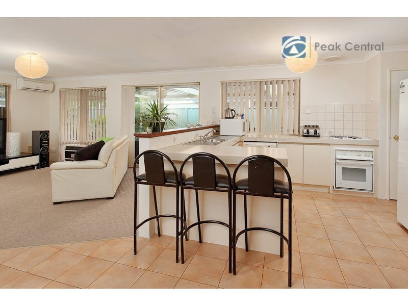 7 Hoult Mews, Atwell WA 6164