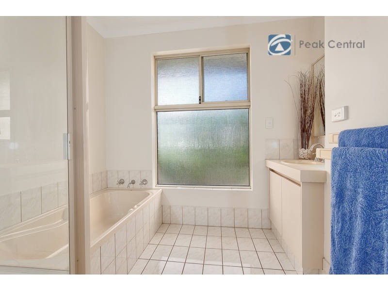 7 Hoult Mews, Atwell WA 6164