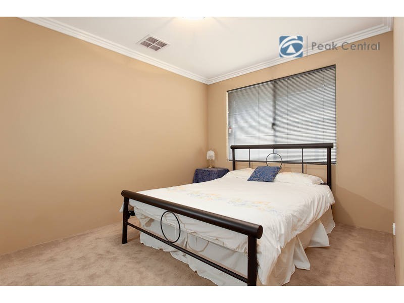 21 Kesiya Turn, Aubin Grove WA 6164