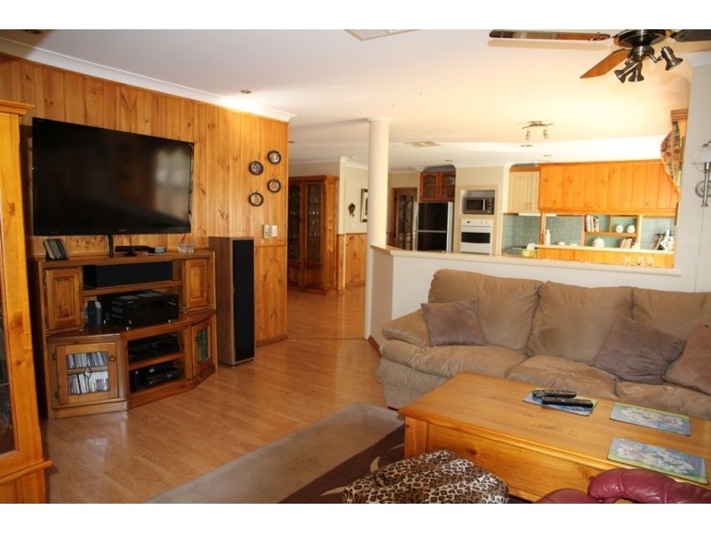 50a La Fayette Boulevard, Bibra Lake WA 6163