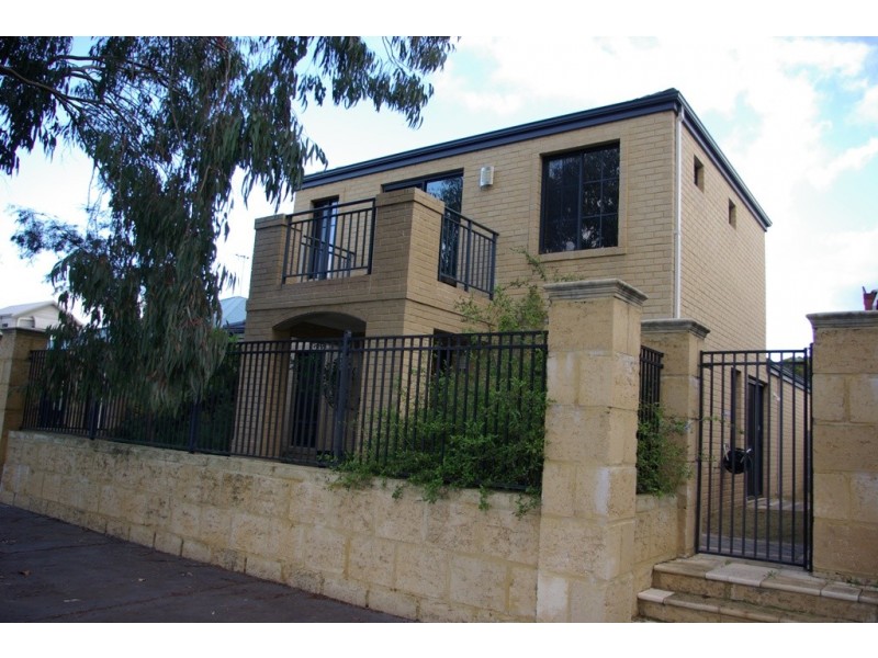 27 Paperbark Lane, Atwell WA 6164