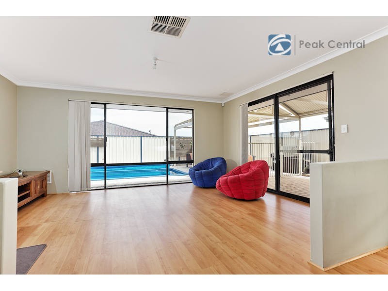 15 Brushfoot Boulevard, Success WA 6164