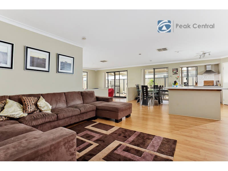 15 Brushfoot Boulevard, Success WA 6164