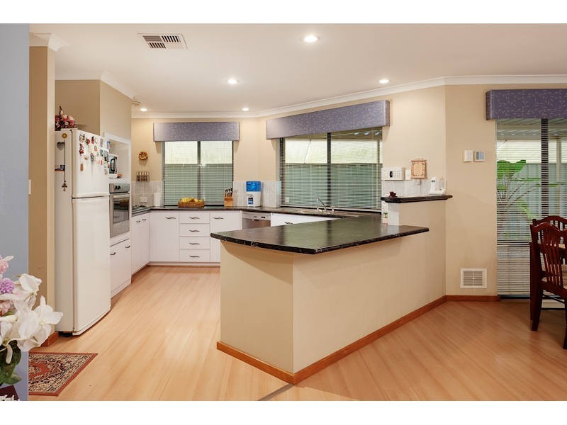 20 Jerrat Mews, Atwell WA 6164