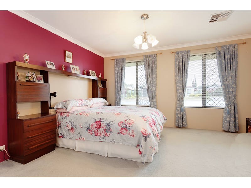 20 Jerrat Mews, Atwell WA 6164