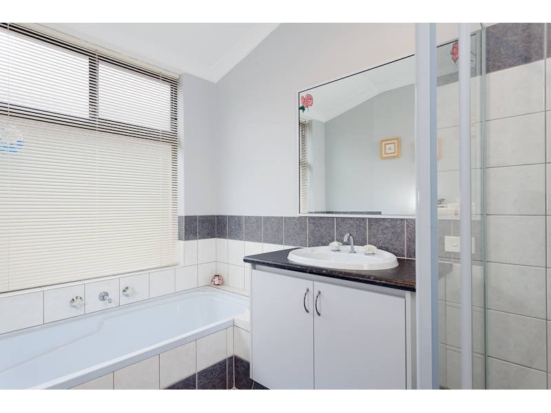 20 Jerrat Mews, Atwell WA 6164