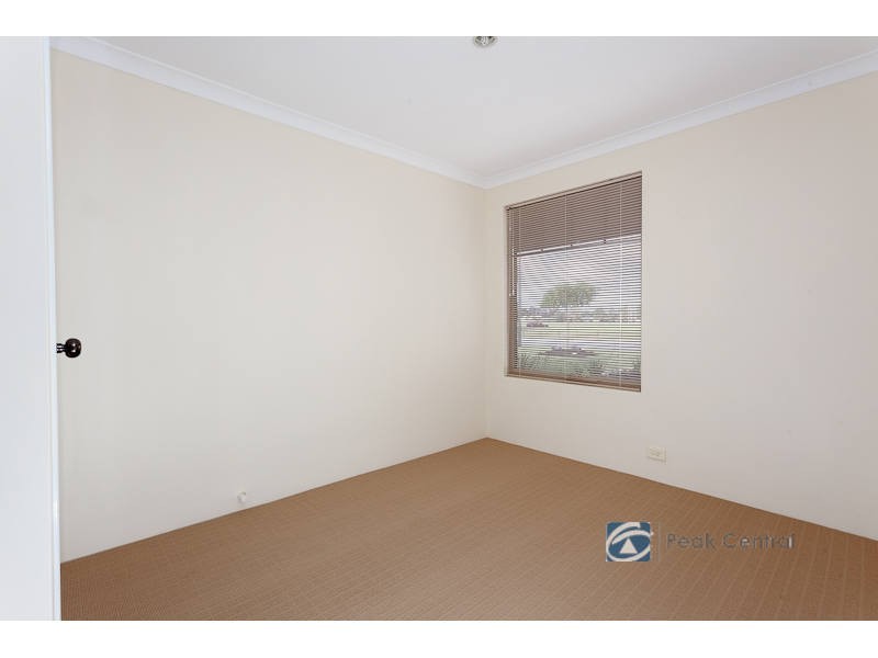 34 Brenchley Drive, Atwell WA 6164